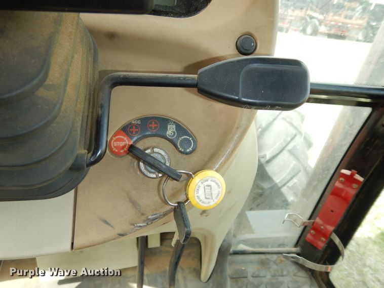 image for item DK1840 2005 AGCO RT100  MFWD tractor