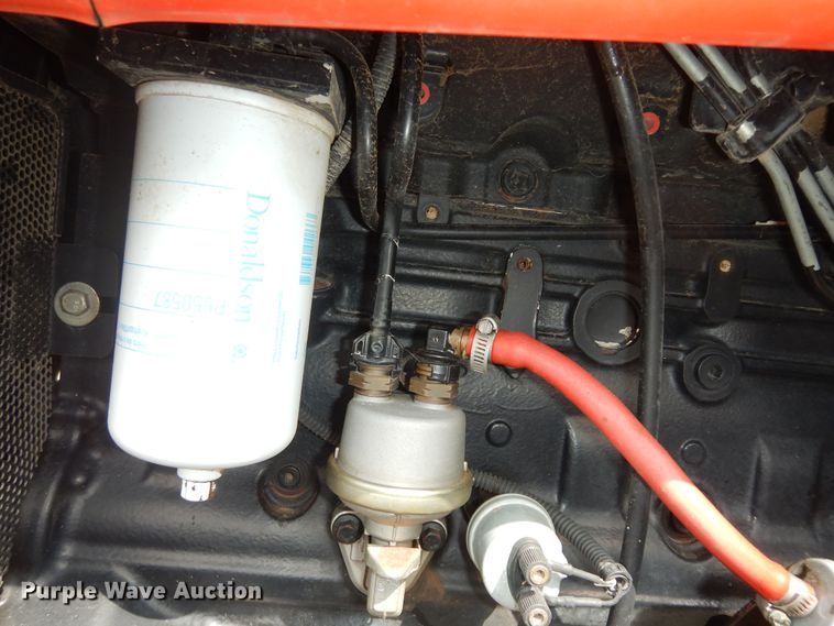 image for item DK1840 2005 AGCO RT100  MFWD tractor