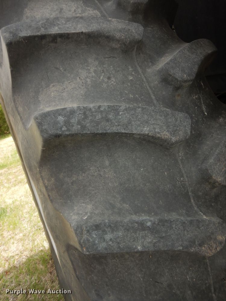 image for item DK1840 2005 AGCO RT100  MFWD tractor