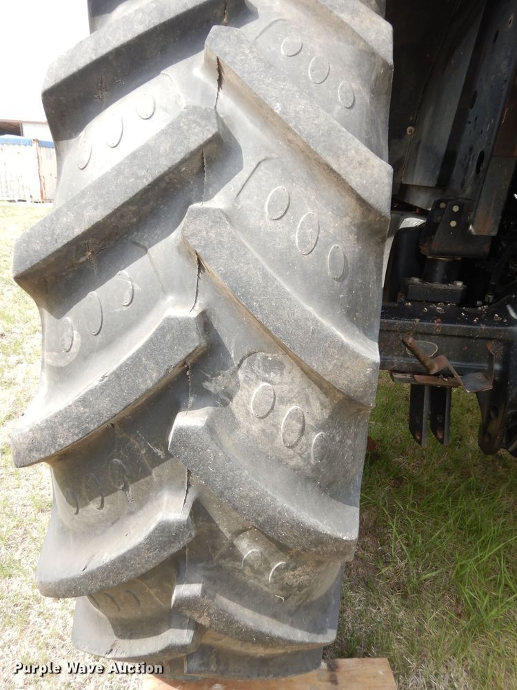 image for item DK1840 2005 AGCO RT100  MFWD tractor