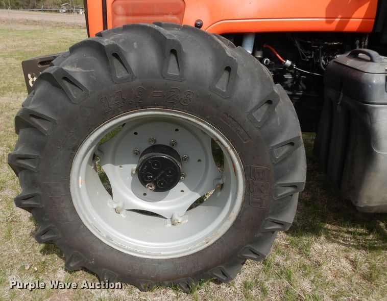 image for item DK1840 2005 AGCO RT100  MFWD tractor