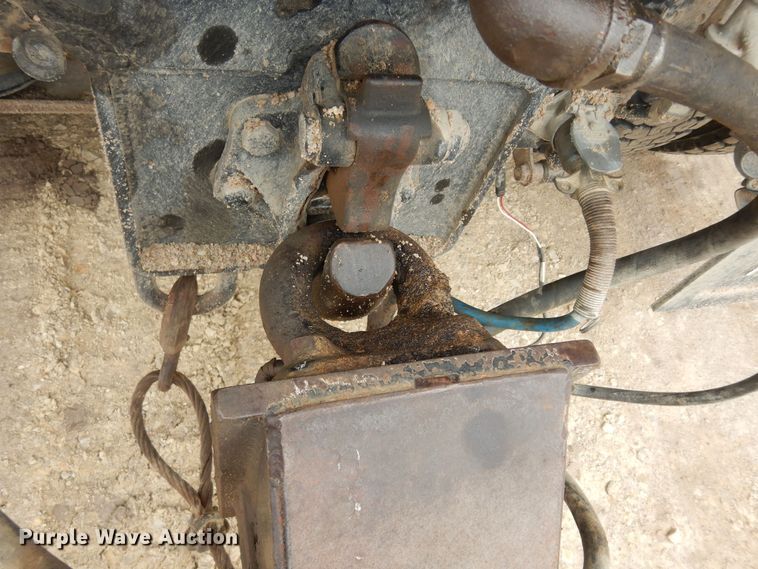 image for item DK1842 2009 Neville FL13  end dump pup trailer