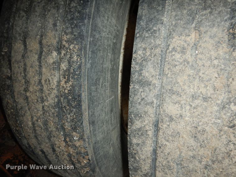 image for item DK1842 2009 Neville FL13  end dump pup trailer