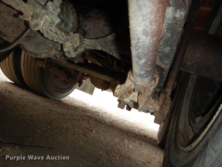 image for item DK1842 2009 Neville FL13  end dump pup trailer