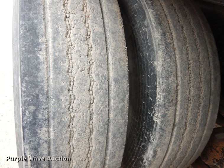 image for item DK1842 2009 Neville FL13  end dump pup trailer