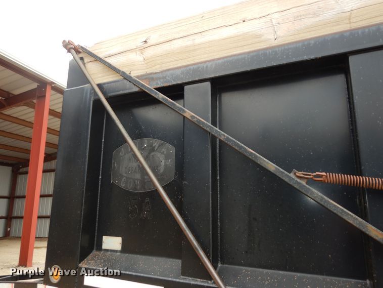 image for item DK1843 2009 Neville FL13  end dump pup trailer