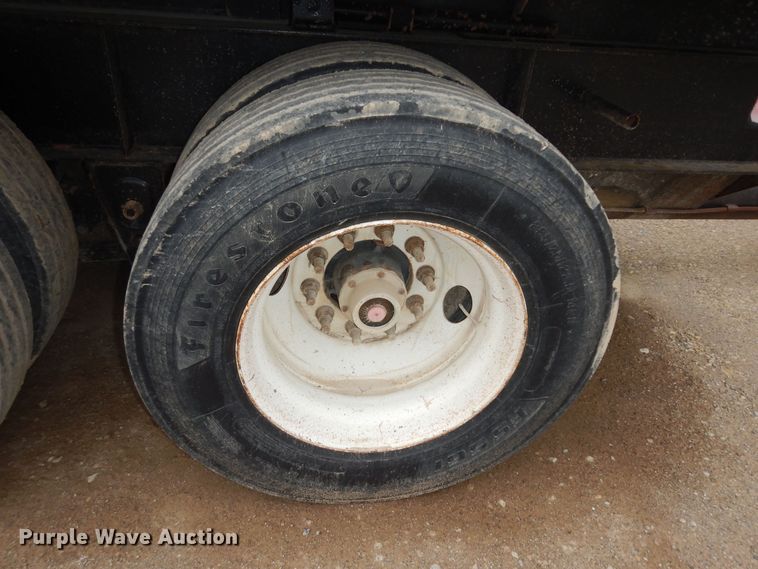 image for item DK1843 2009 Neville FL13  end dump pup trailer