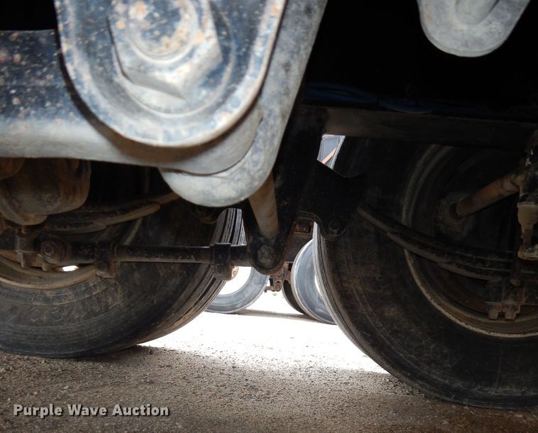 image for item DK1843 2009 Neville FL13  end dump pup trailer