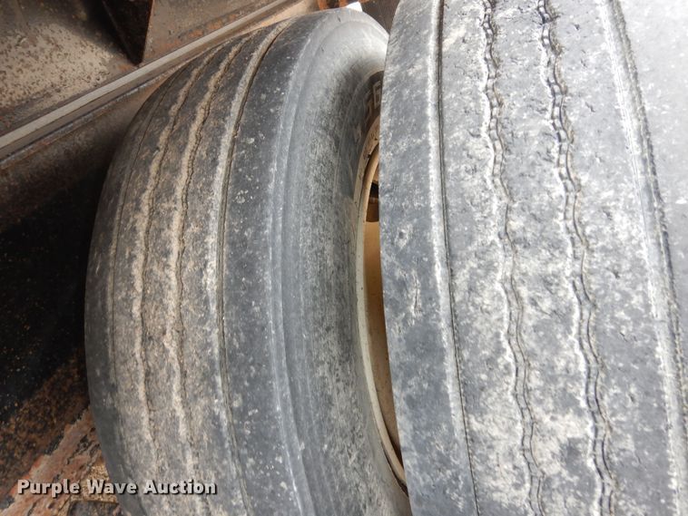 image for item DK1843 2009 Neville FL13  end dump pup trailer