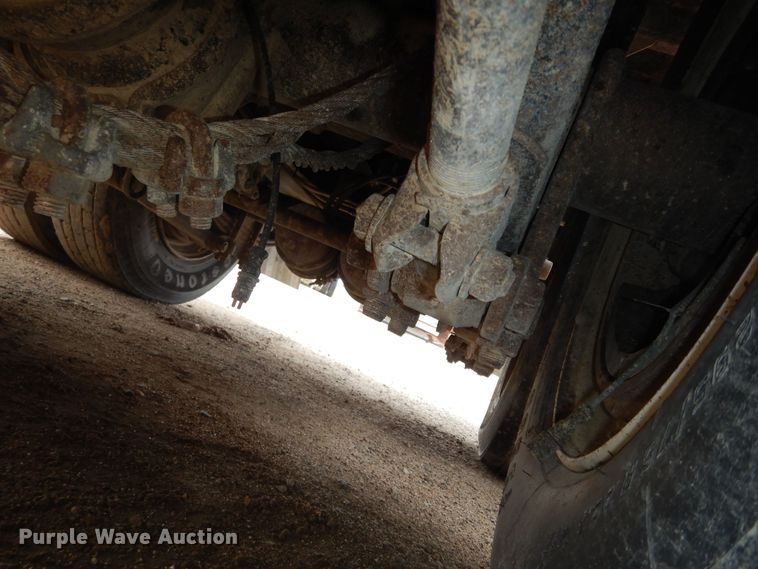 image for item DK1843 2009 Neville FL13  end dump pup trailer