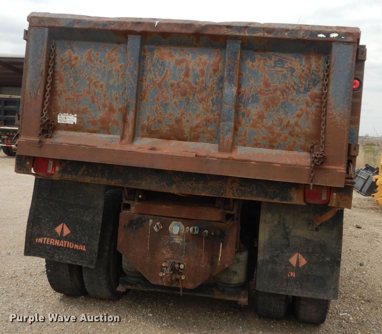 image for item DK1844 1996 Volvo WG  dump truck