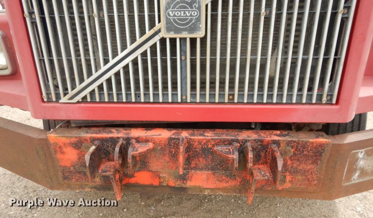 image for item DK1844 1996 Volvo WG  dump truck