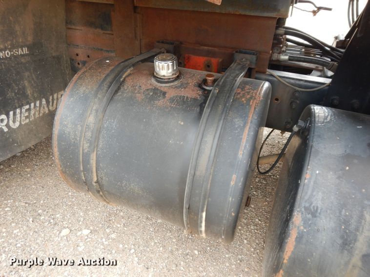 image for item DK1844 1996 Volvo WG  dump truck