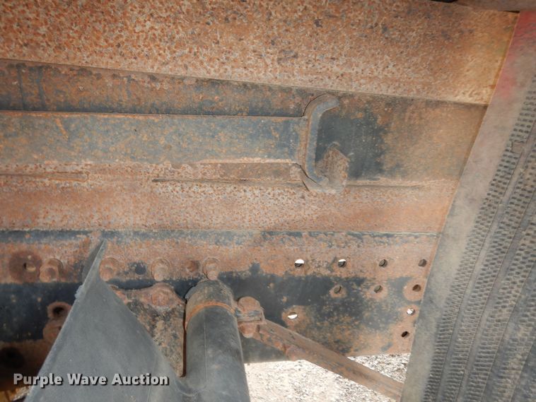 image for item DK1844 1996 Volvo WG  dump truck