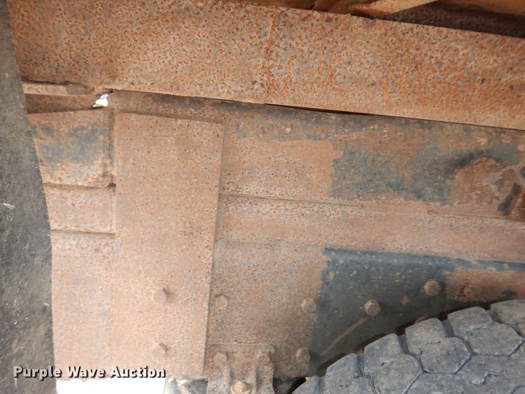 image for item DK1844 1996 Volvo WG  dump truck