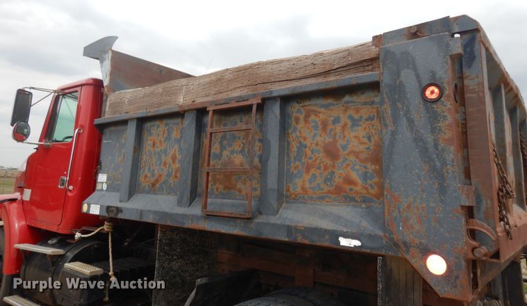 image for item DK1844 1996 Volvo WG  dump truck