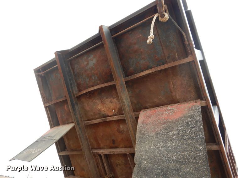 image for item DK1844 1996 Volvo WG  dump truck