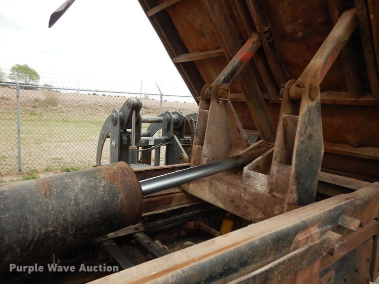 image for item DK1844 1996 Volvo WG  dump truck