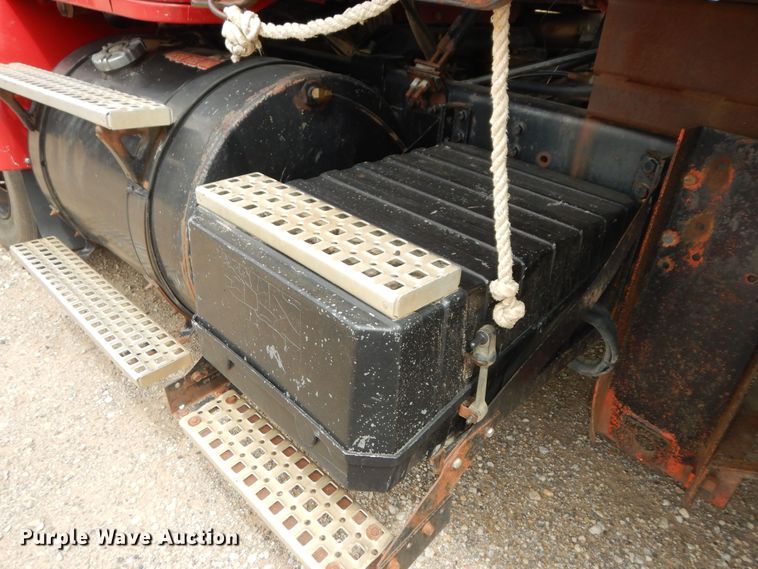 image for item DK1844 1996 Volvo WG  dump truck