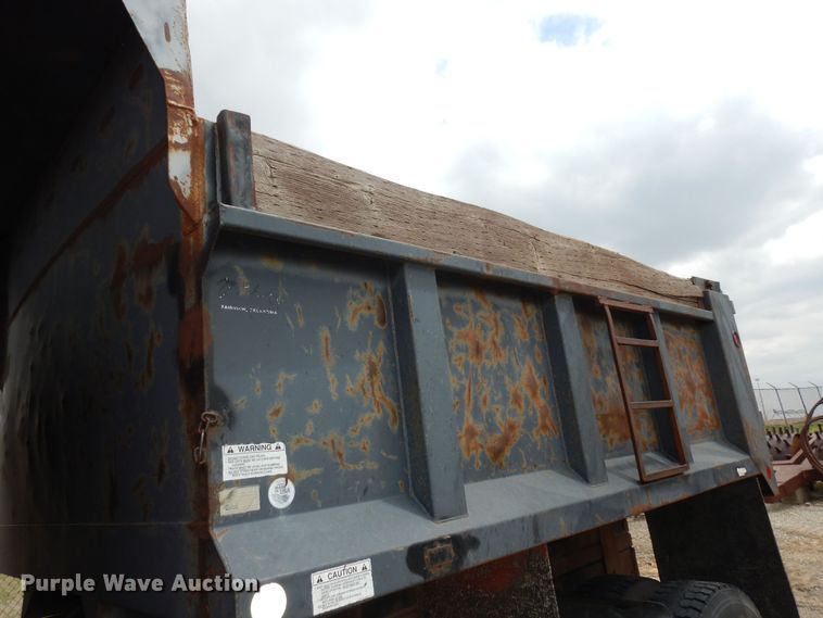 image for item DK1844 1996 Volvo WG  dump truck