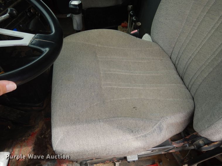 image for item DK1844 1996 Volvo WG  dump truck