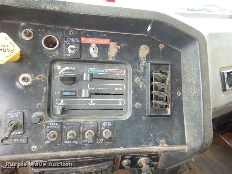 image for item DK1844 1996 Volvo WG  dump truck