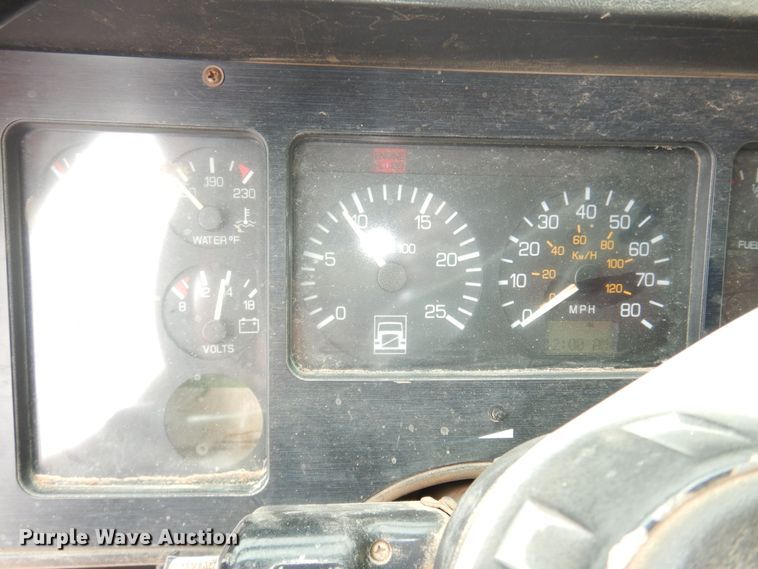 image for item DK1844 1996 Volvo WG  dump truck