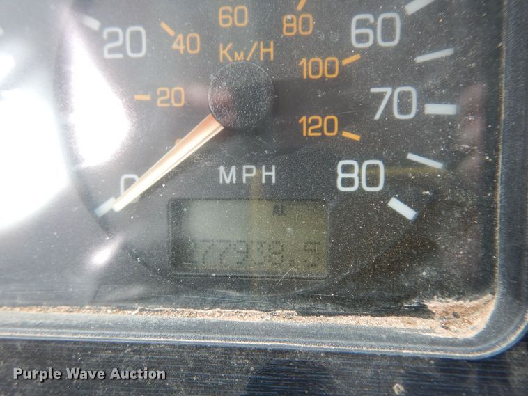 image for item DK1844 1996 Volvo WG  dump truck