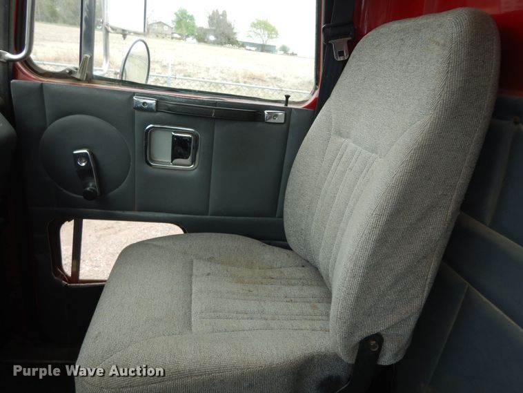 image for item DK1844 1996 Volvo WG  dump truck