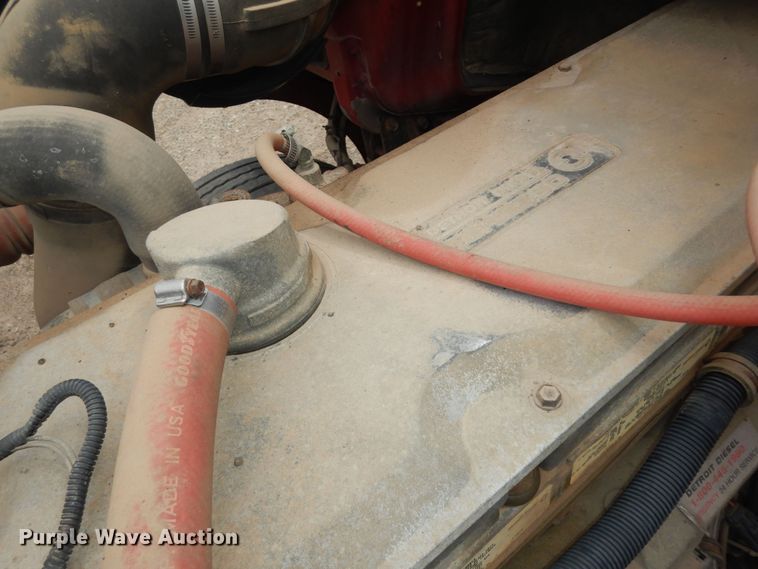 image for item DK1844 1996 Volvo WG  dump truck