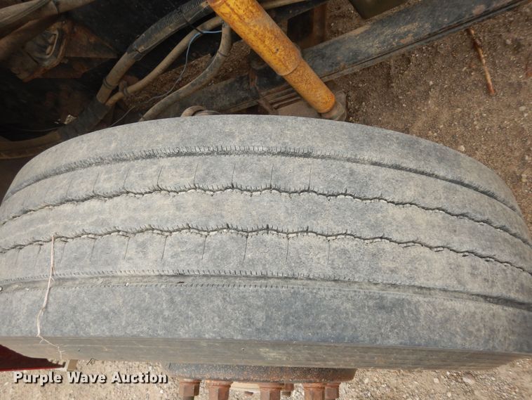 image for item DK1844 1996 Volvo WG  dump truck