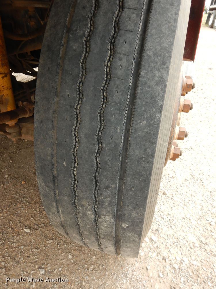 image for item DK1844 1996 Volvo WG  dump truck