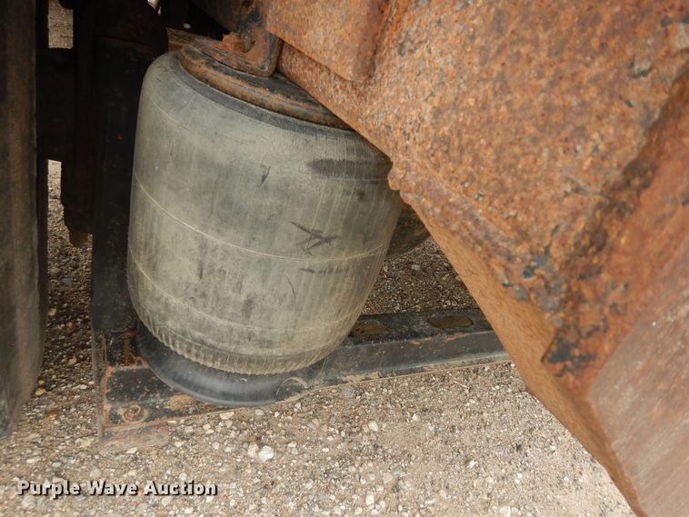 image for item DK1844 1996 Volvo WG  dump truck