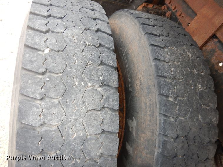 image for item DK1844 1996 Volvo WG  dump truck