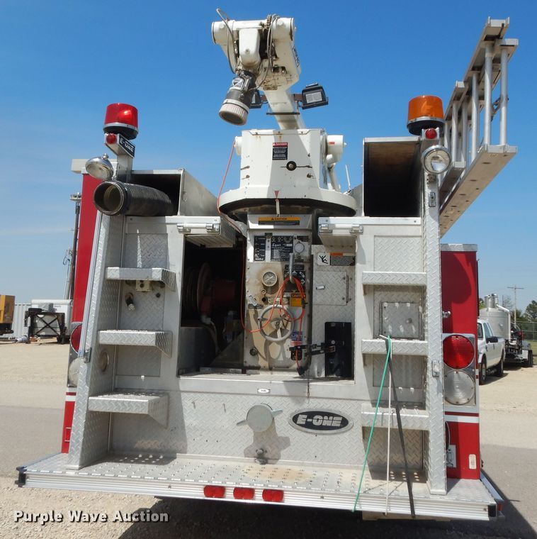 image for item DK1852 1995 Freightliner FL80  pumper fire truck