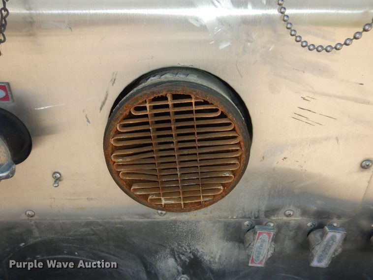 image for item DK1852 1995 Freightliner FL80  pumper fire truck