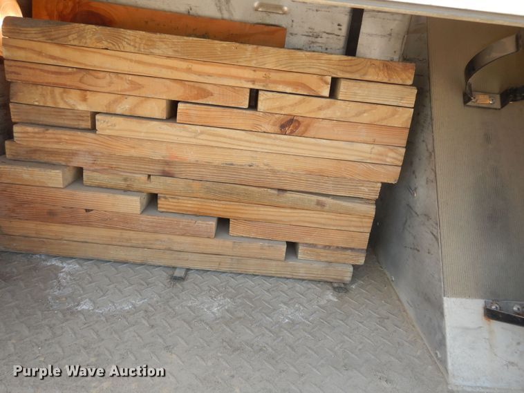 image for item DK1852 1995 Freightliner FL80  pumper fire truck