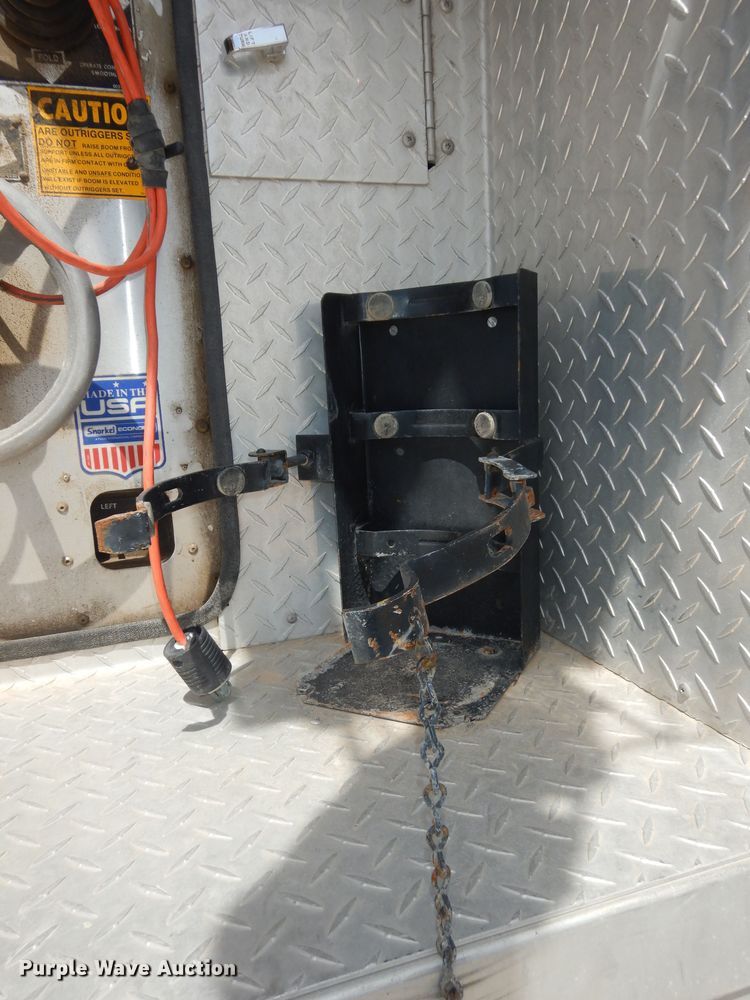 image for item DK1852 1995 Freightliner FL80  pumper fire truck