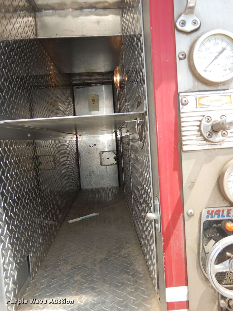 image for item DK1852 1995 Freightliner FL80  pumper fire truck