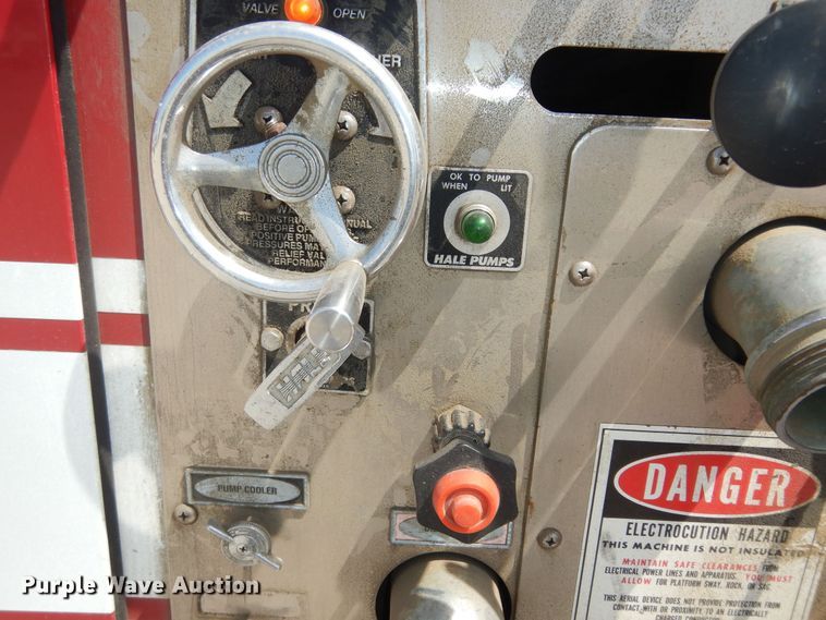 image for item DK1852 1995 Freightliner FL80  pumper fire truck