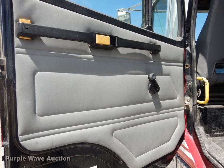 image for item DK1852 1995 Freightliner FL80  pumper fire truck