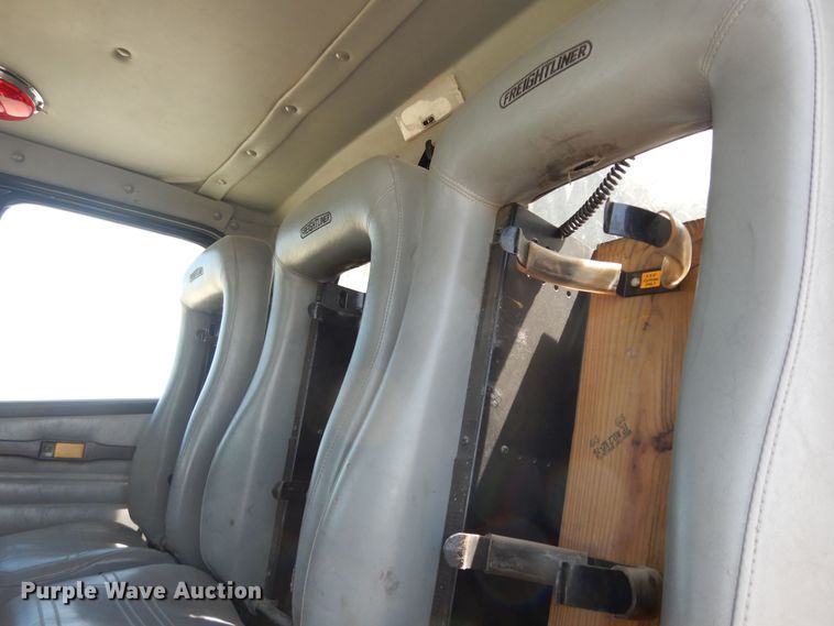 image for item DK1852 1995 Freightliner FL80  pumper fire truck