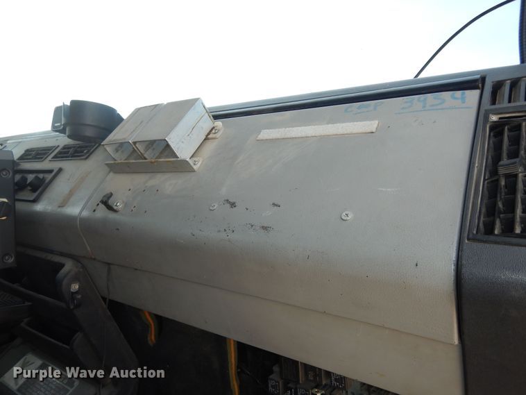 image for item DK1852 1995 Freightliner FL80  pumper fire truck