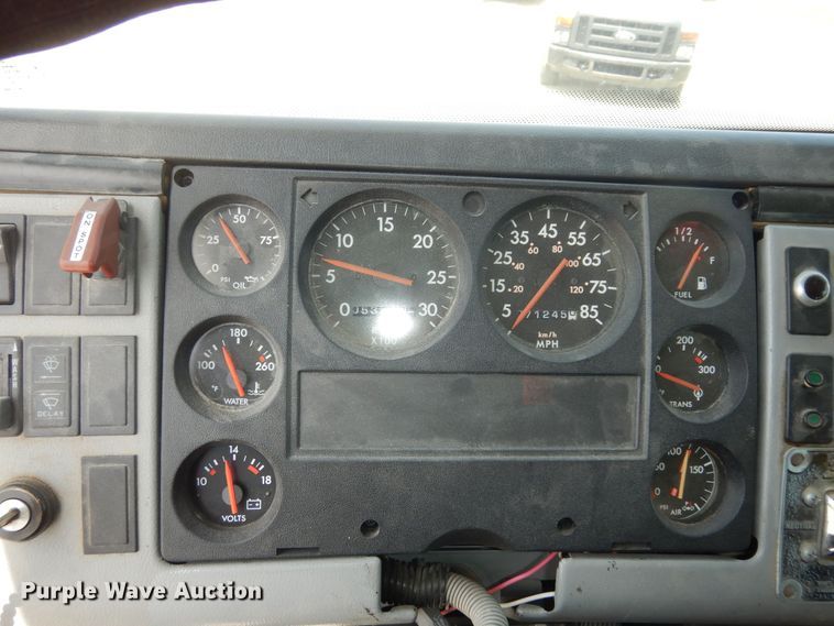 image for item DK1852 1995 Freightliner FL80  pumper fire truck