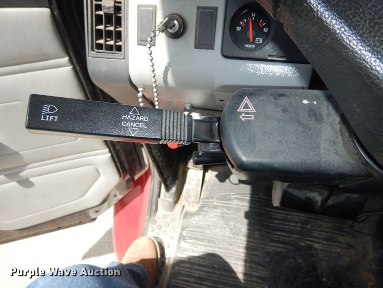 image for item DK1852 1995 Freightliner FL80  pumper fire truck