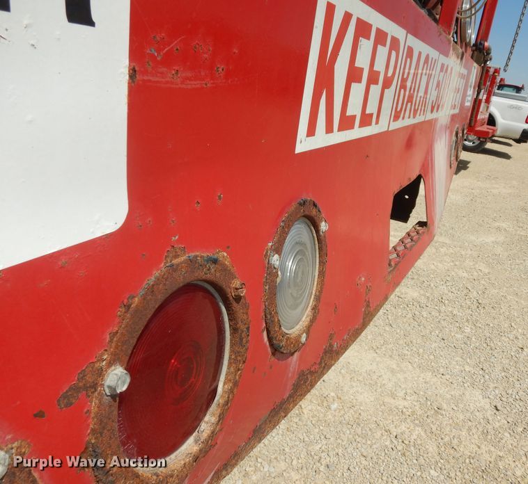 image for item DK1853 1993 International 4900  tanker fire truck