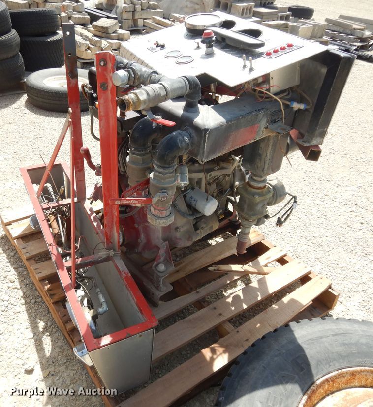 image for item DK1853 1993 International 4900  tanker fire truck