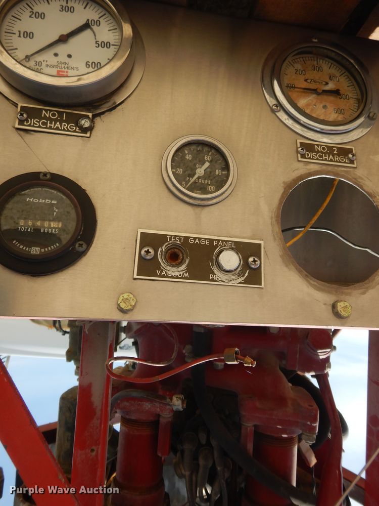 image for item DK1853 1993 International 4900  tanker fire truck