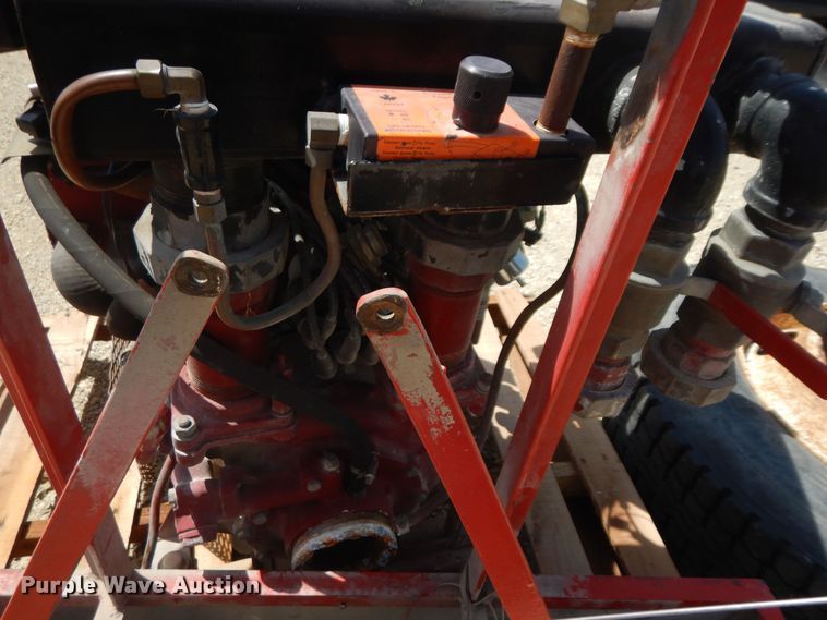 image for item DK1853 1993 International 4900  tanker fire truck