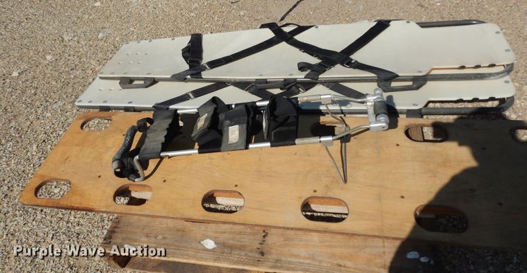 image for item DK1853 1993 International 4900  tanker fire truck